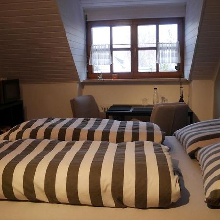 Ruhiges Zimmer Naehe Nuernberg Messe Mit Wallbox 외부 사진