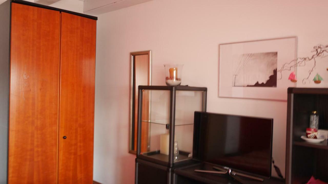 Ruhiges Zimmer Naehe Nuernberg Messe Mit Wallbox 외부 사진